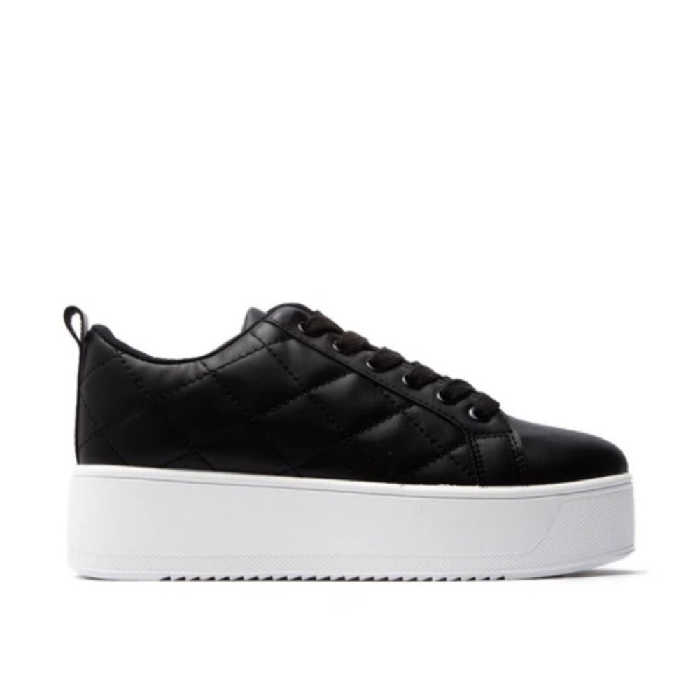 !! NEW !! Black Quilted Vegan Leather Platform Sneakers - Picture 5 of 9